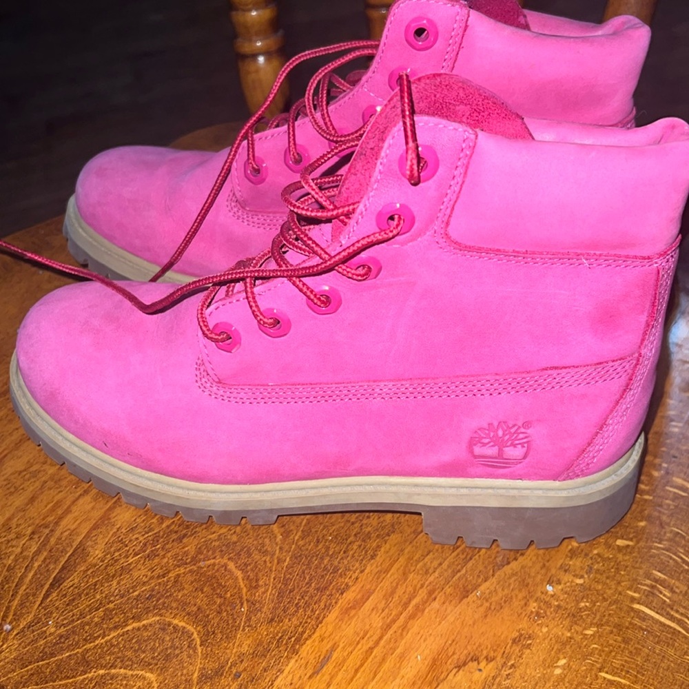 Pink Timberland 5.5 girls